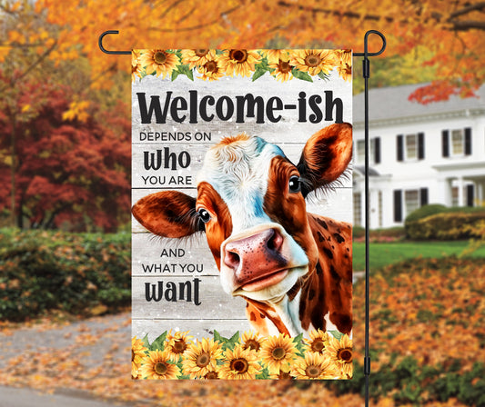 Cow Garden Flag – Cute Farmhouse Porch Flag, Garden Decoration, Housewarming Gift, Rustic Outdoor Flag for Yard or Patio