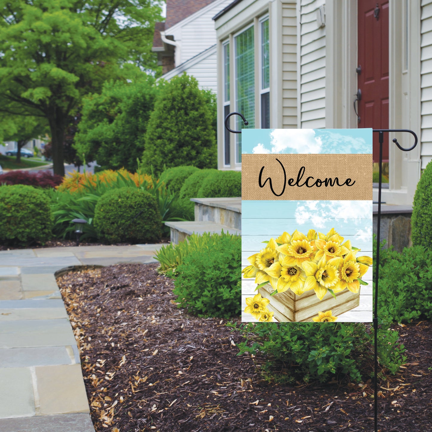 Daffodil Garden Flag